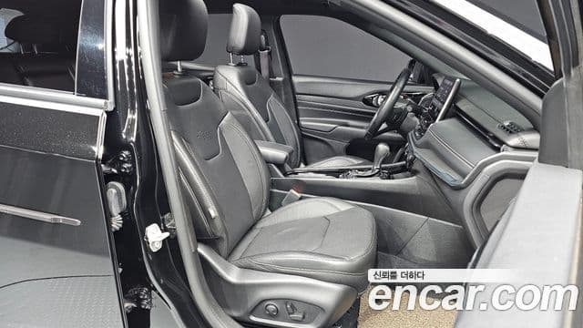 Jeep Compass 2022 — Şəkil 11/20