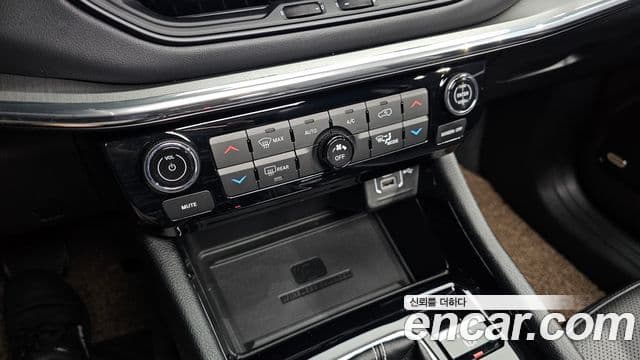 Jeep Compass 2022 — Şəkil 17/20