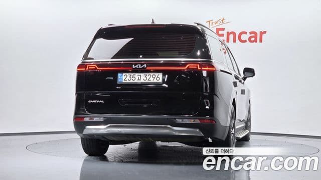 Kia Carnival 2023 — Фото 4/20