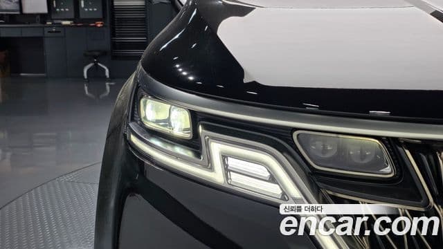 Kia Carnival 2023 — Photo 21/32