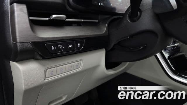 Kia Carnival 2023 — Photo 22/32