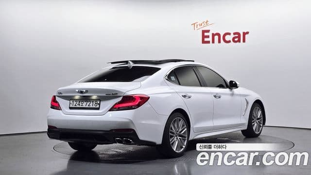 Genesis G70 2019 — ფოტო 2/20