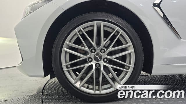 Genesis G70 2019 — ფოტო 5/20