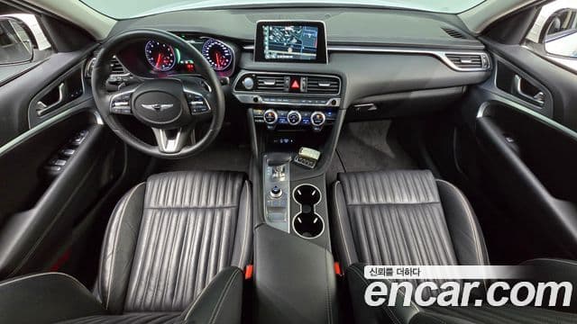 Genesis G70 2019 — ფოტო 7/20
