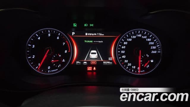 Genesis G70 2019 — ფოტო 8/20