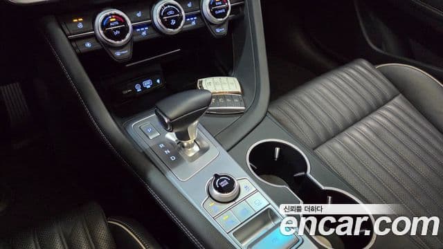 Genesis G70 2019 — ფოტო 9/20