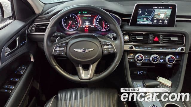 Genesis G70 2019 — ფოტო 15/20