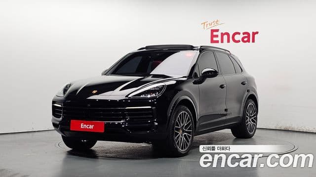 Porsche Cayenne 2019 — Фото 1/20