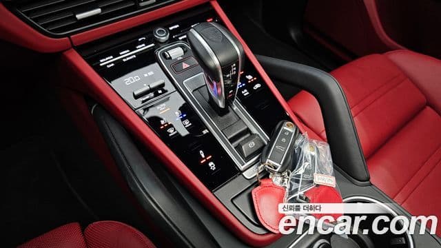 Porsche Cayenne 2019 — Фото 9/20