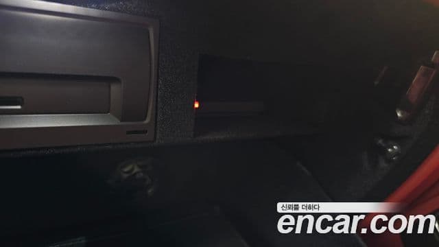Porsche Cayenne 2019 — ფოტო 21/33