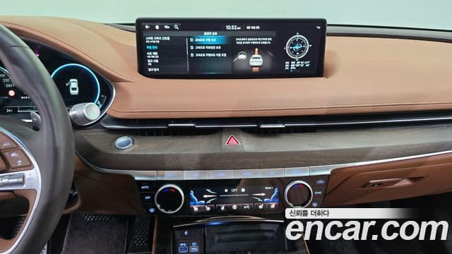 Genesis Electrified G80 2022 — ფოტო 14/20