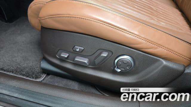 Genesis Electrified G80 2022 — ფოტო 16/20