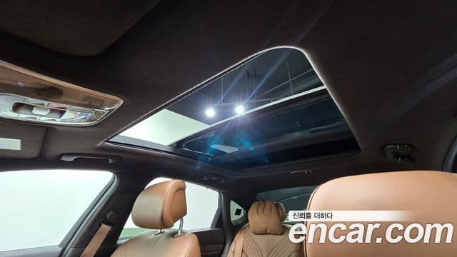 Genesis Electrified G80 2022 — ფოტო 19/20