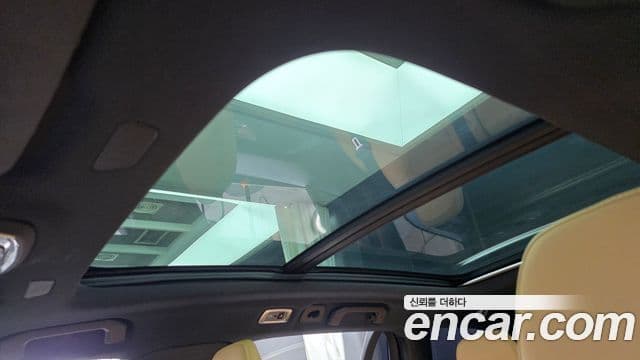 Volvo V60 Cross Country 2021 — Photo 26/33