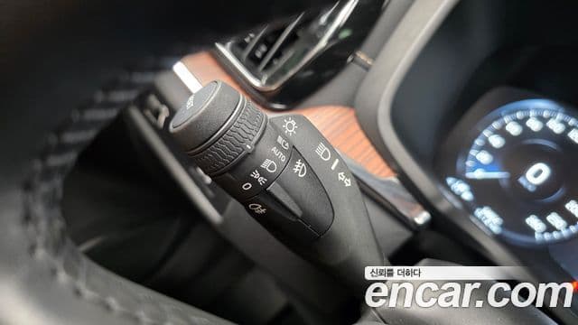 Volvo V60 Cross Country 2021 — Photo 30/33