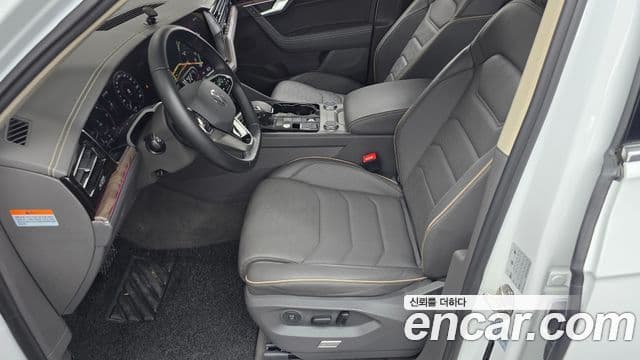 Volkswagen Touareg 2023 — Şəkil 12/32