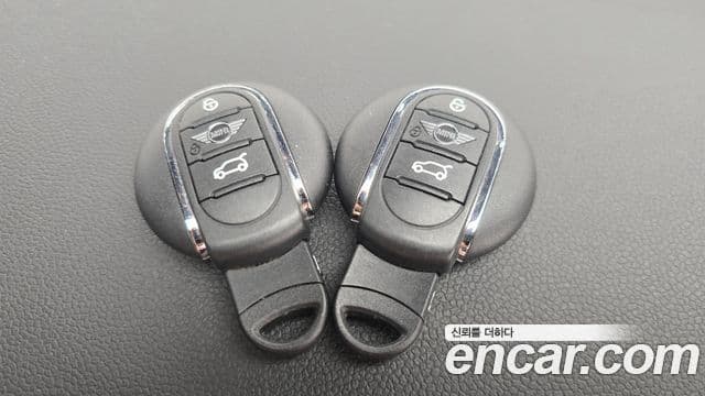 Mini Cooper 2021 — Şəkil 17/20
