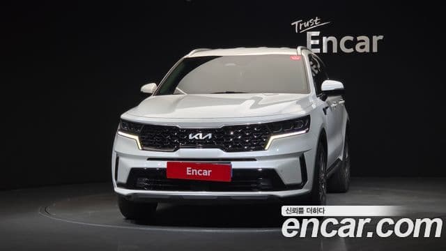 Kia Sorento 2023 — ფოტო 3/20
