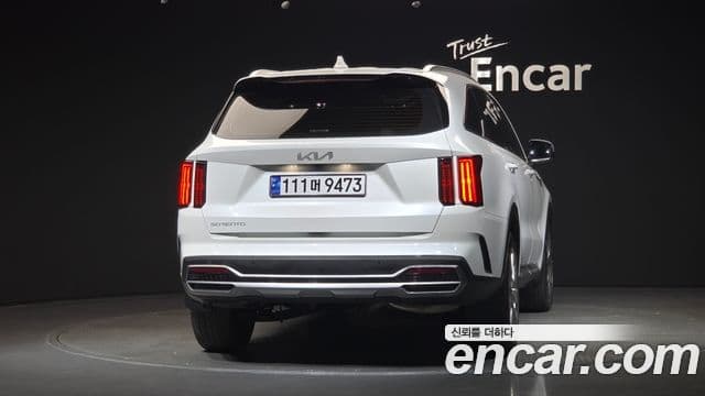 Kia Sorento 2023 — ფოტო 4/20