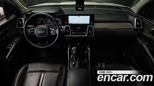 Kia Sorento 2023 — ფოტო 7/20