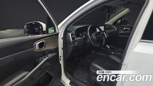Kia Sorento 2023 — ფოტო 10/20