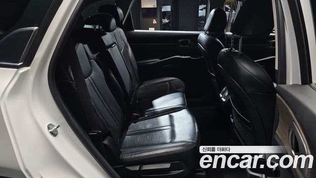 Kia Sorento 2023 — ფოტო 12/20