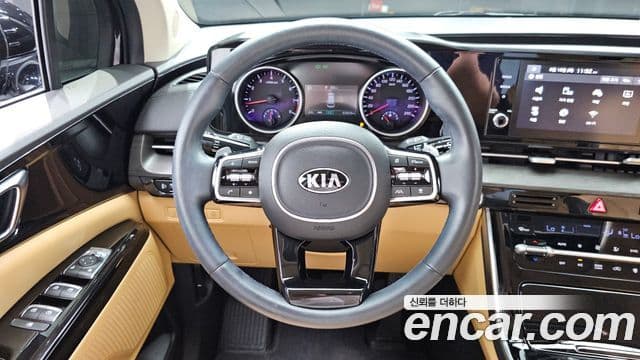Kia Carnival 2021 — Şəkil 13/20