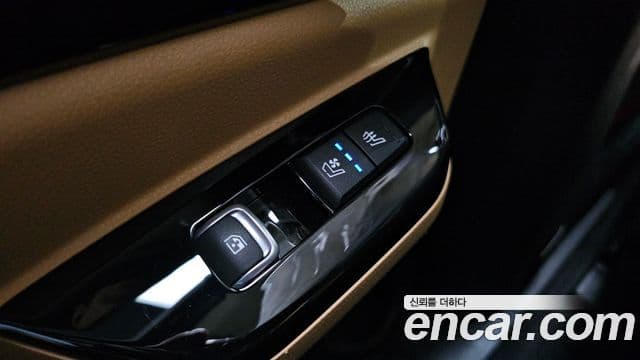 Kia Carnival 2021 — Şəkil 17/20