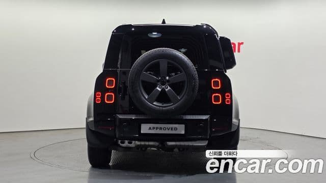 Land Rover Defender 2026 — Şəkil 6/20