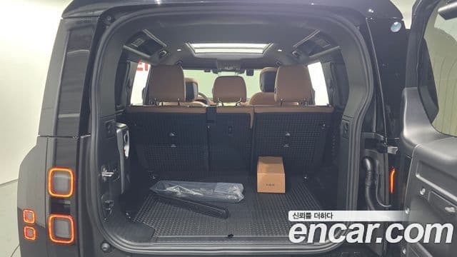 Land Rover Defender 2026 — Şəkil 10/20