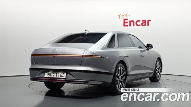 Hyundai Grandeur 2023 — Şəkil 2/20