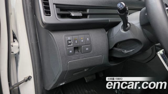 Hyundai Staria 2022 — Photo 30/31