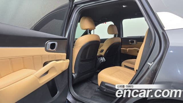 Kia Sorento 2020 — ფოტო 17/20