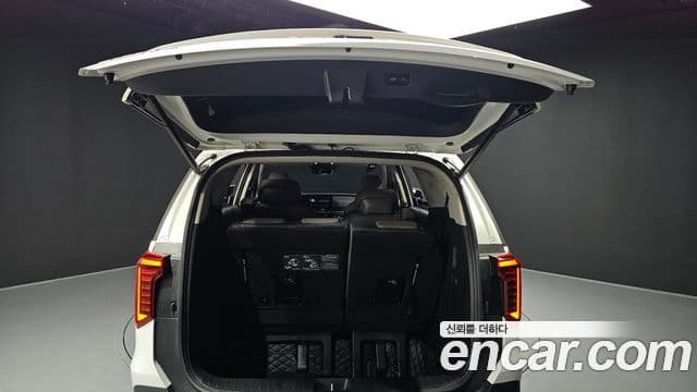 Kia Carnival 2024 — фото 20 из 20
