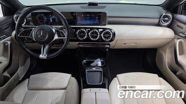 Mercedes-Benz A-Class 2024 — Фото 7/20