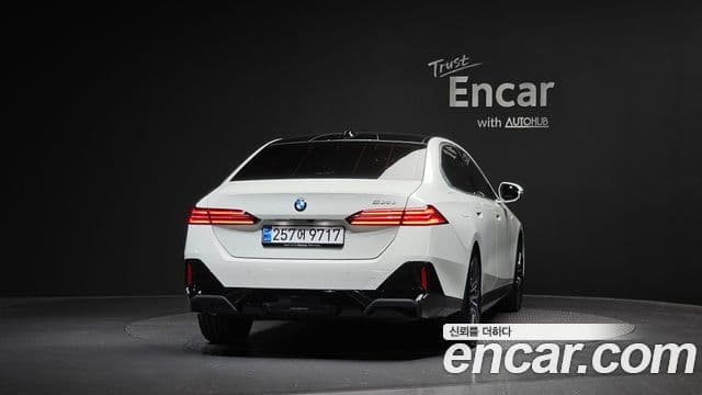 BMW 5 Series 2024 — Şəkil 4/20