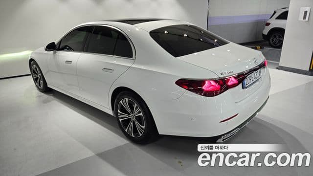 Mercedes-Benz E-Class 2025 — ფოტო 2/20