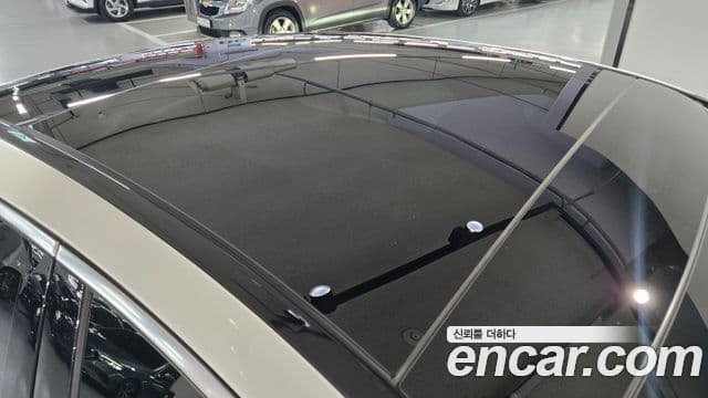 Mercedes-Benz E-Class 2025 — ფოტო 14/20