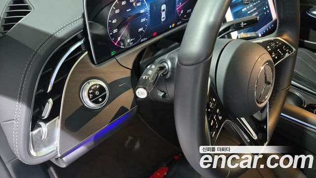 Mercedes-Benz E-Class 2025 — ფოტო 19/20