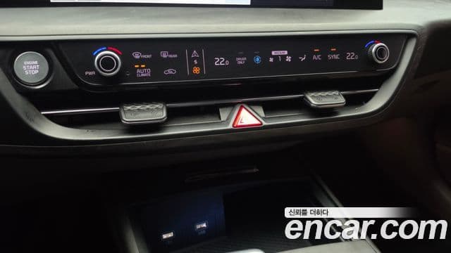 Kia K8 2021 — Şəkil 30/31