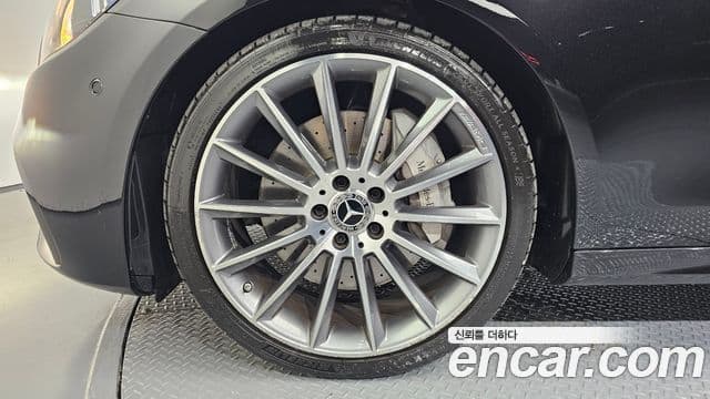 Mercedes-Benz E-Class 2022 — Фото 4/20
