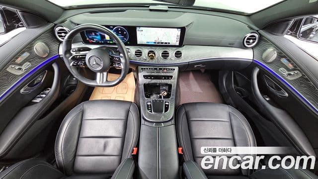 Mercedes-Benz E-Class 2022 — Фото 10/20