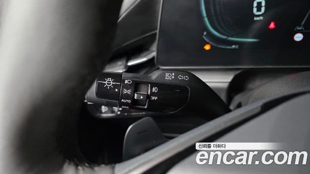 Kia Niro 2022 — Şəkil 19/20