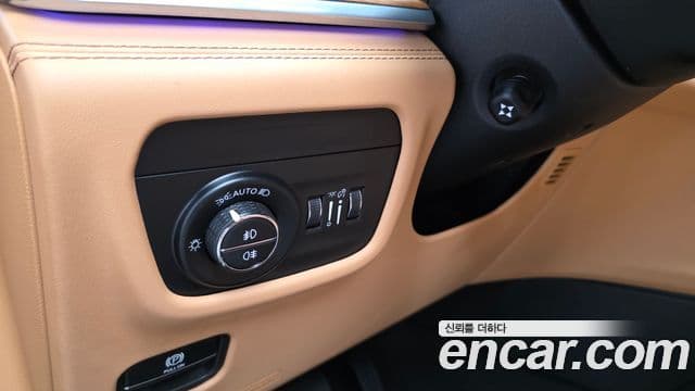 Jeep Grand Cherokee 2022 — Фото 20/20