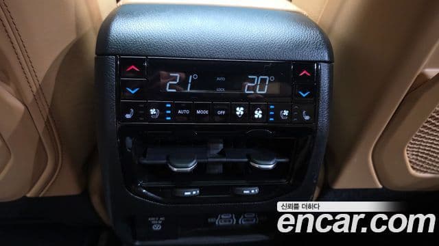 Jeep Grand Cherokee 2022 — Photo 9/33
