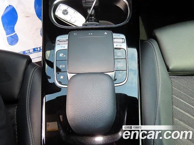 Mercedes-Benz A-Class 2020 — ფოტო 14/17