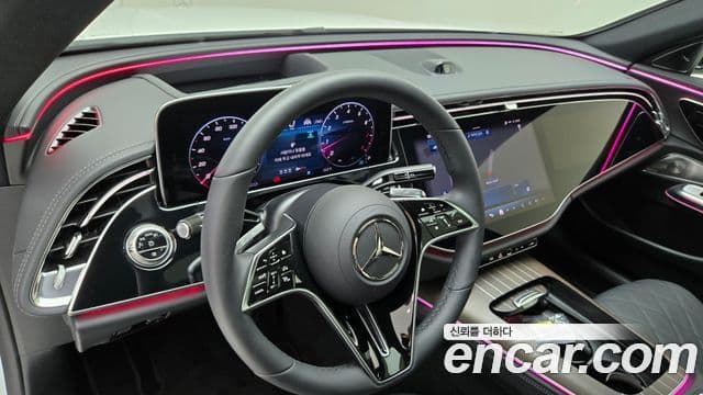 Mercedes-Benz E-Class 2025 — ფოტო 13/17