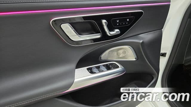Mercedes-Benz E-Class 2025 — ფოტო 15/17