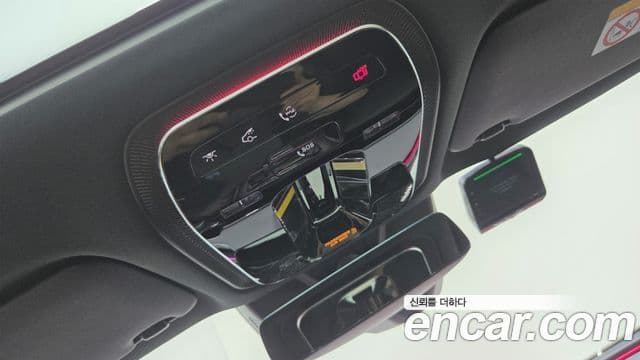 Mercedes-Benz E-Class 2025 — ფოტო 17/17