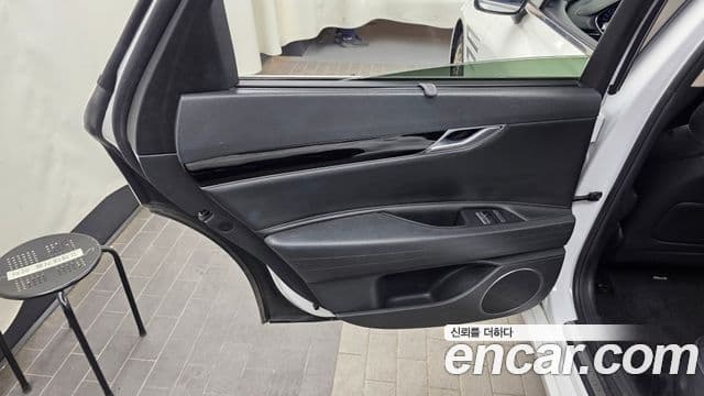 Genesis G80 2020 — Şəkil 15/34